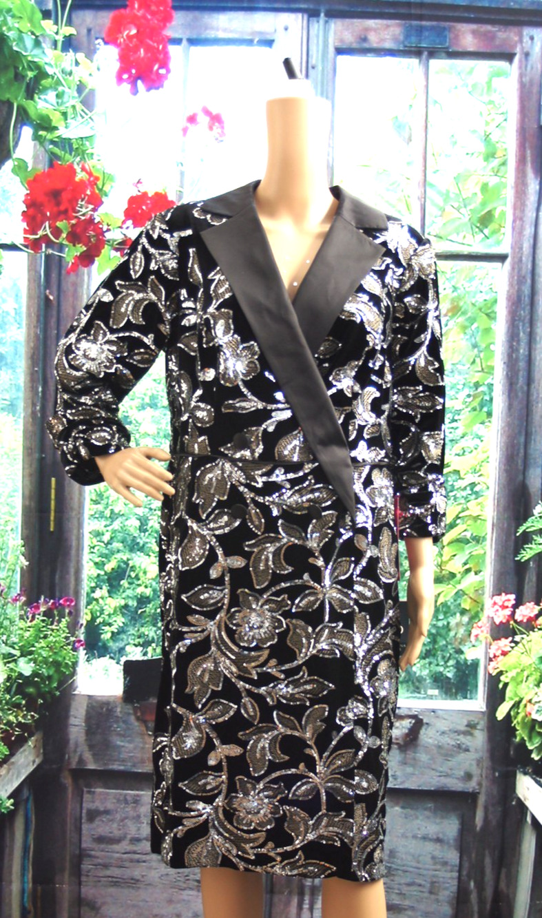Adrianna Papell Black Velvet with Sequin Floral Pattern Cocktail Dress size 14W